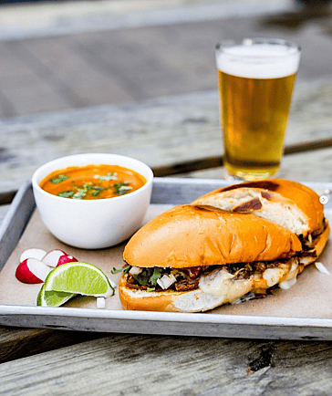FM Kitchen & Bar - Dog Friendly Restaurants in Houston
