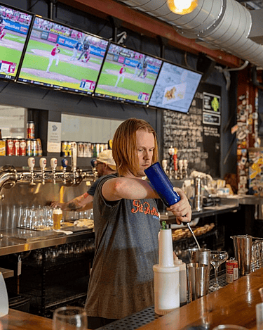 Fat Bottom Brewery dog friendly restaurant in Nashville