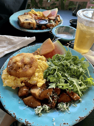 Babs Midtown, Dog-Friendly Restaurants in Atlanta