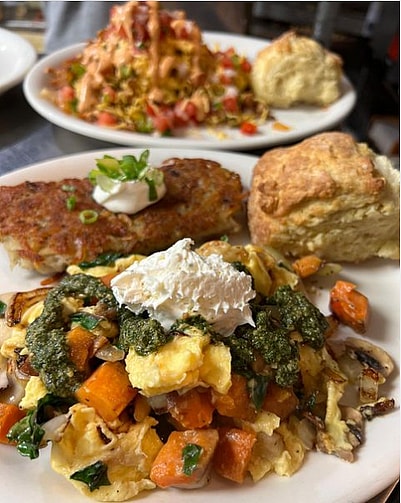 Tin Shed Garden Cafe - dog friendly restaurant in Portland