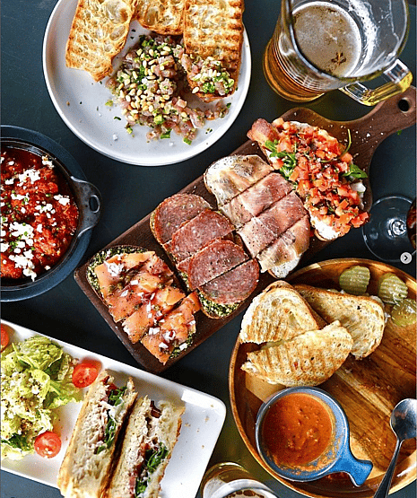 Dog-Friendly Restaurants in Denver