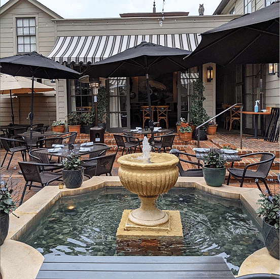 Backstreet Café, Dog-Friendly Restaurants in Houston