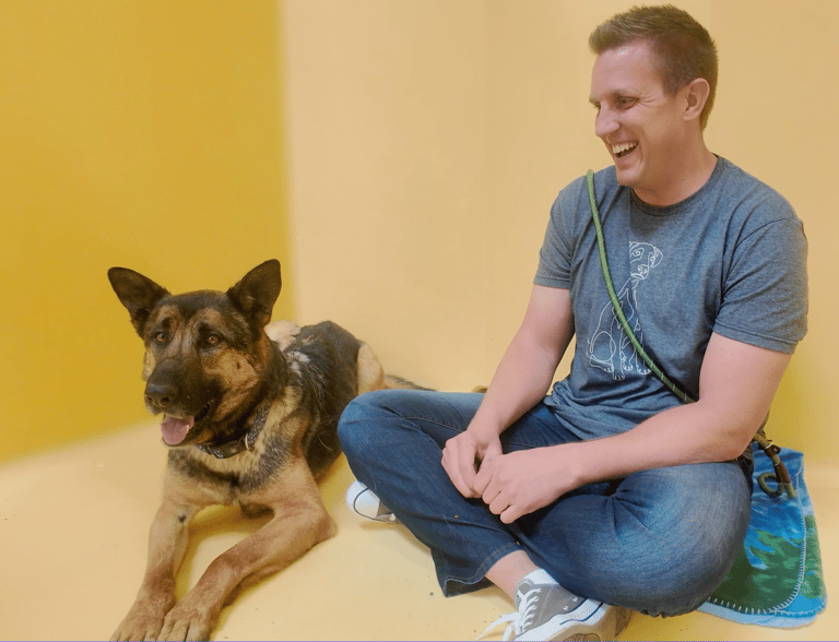 Sitting with dogs: Longest-Resident Shelter Dog Keeps Lonely Watch As People Overlook Him Day After Day
