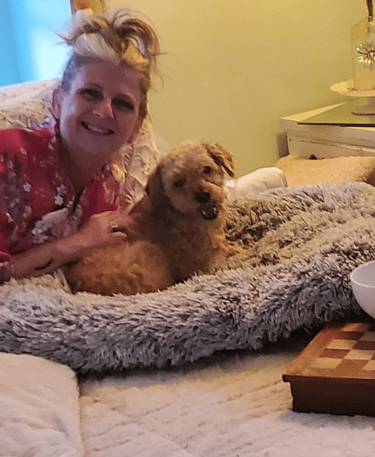 Severely Neglected Dog Mysteriously Appears on Woman's Doorstep, Ignites Viral Social Media Rescue