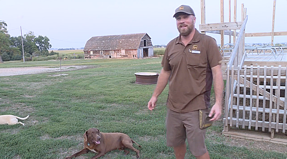 UPS Driver rescues Two Dogs from Drowning
