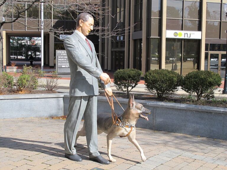 Morris Frank and buddy Statue